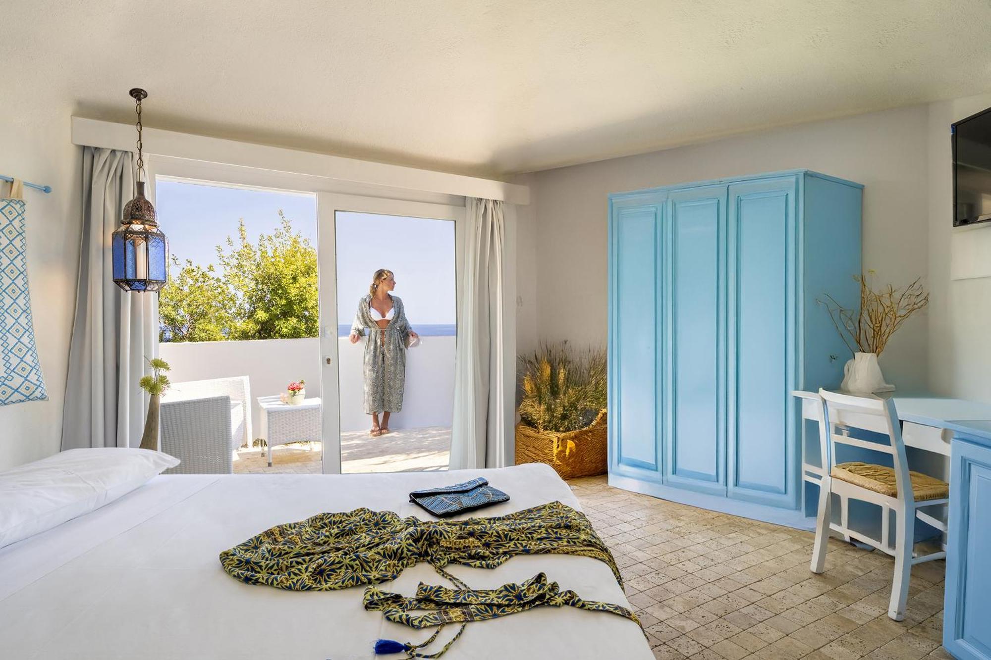 Deluxe Family Room Terrace