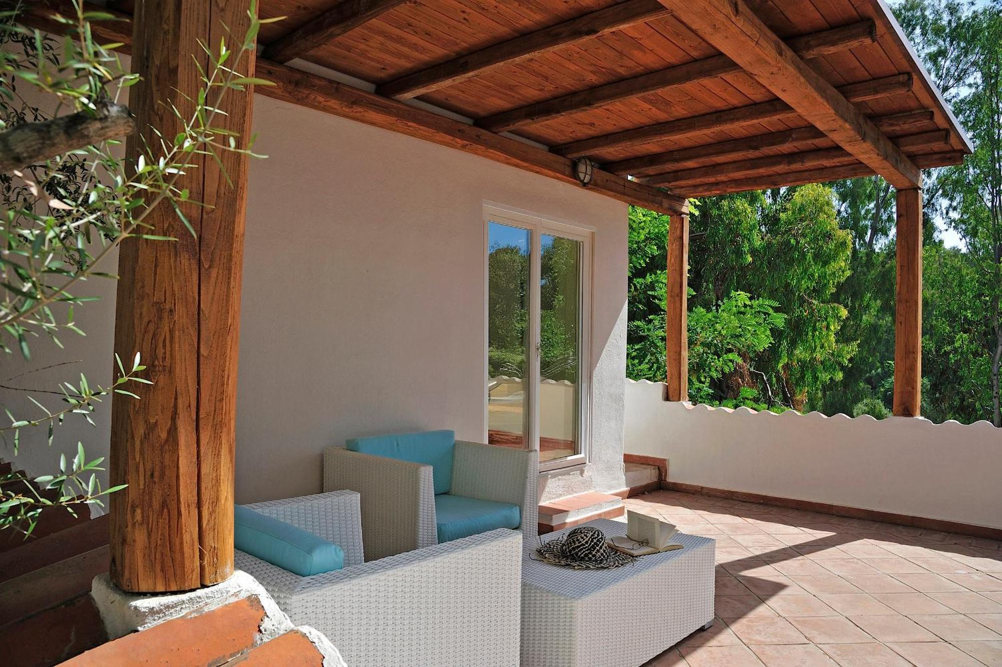 Deluxe Family Room Terrace